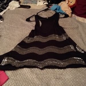 Tank top with strips of sequins